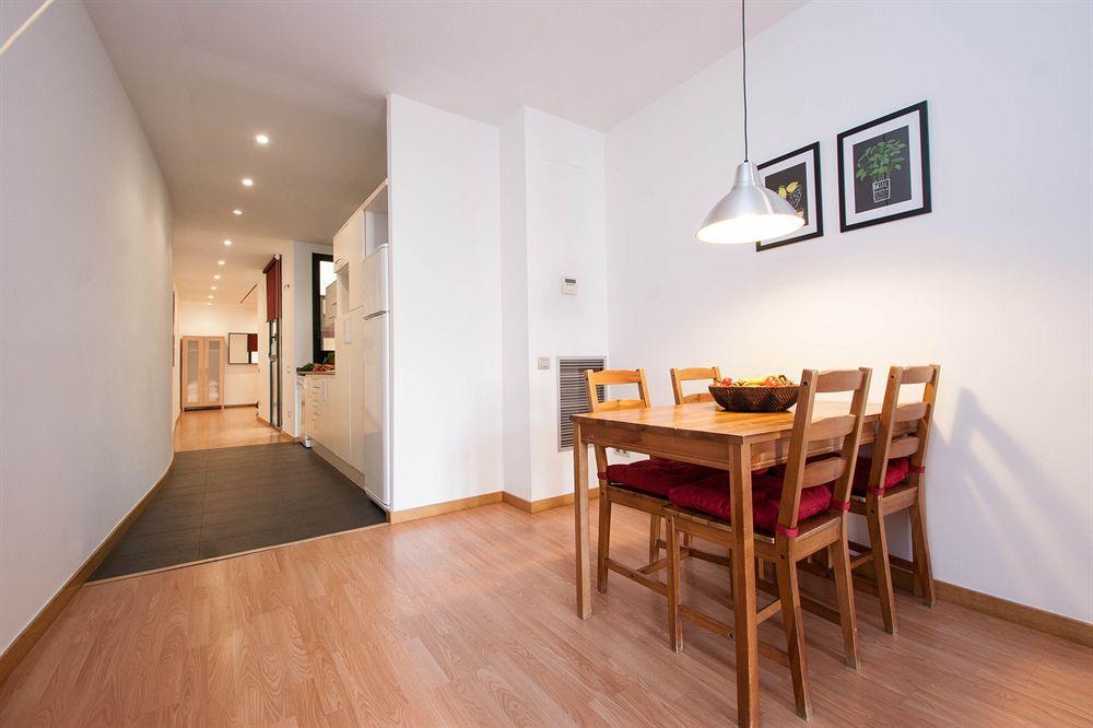Short Stay Group Liceu Serviced Apartments Barcelona Exterior foto