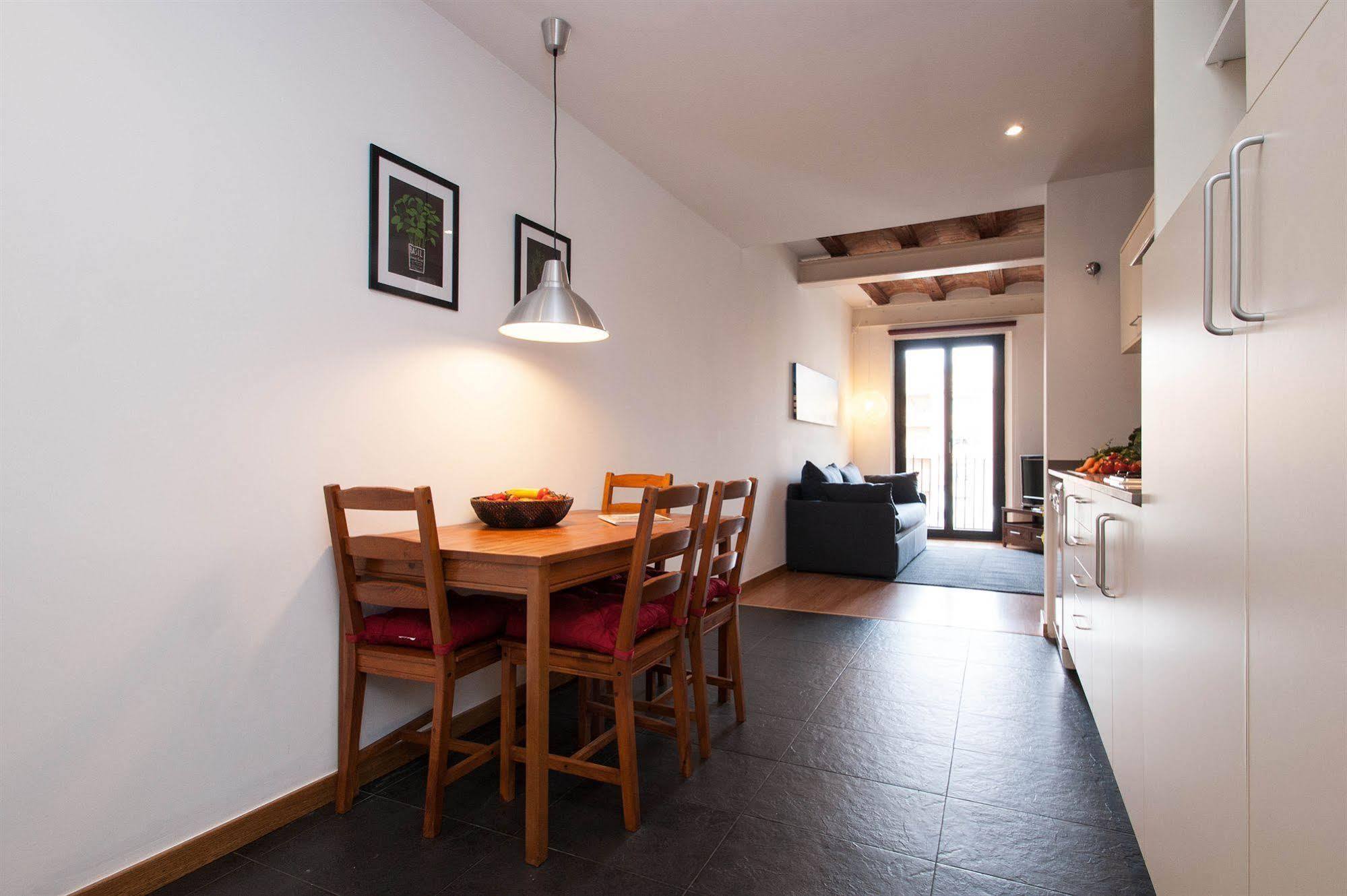 Short Stay Group Liceu Serviced Apartments Barcelona Exterior foto