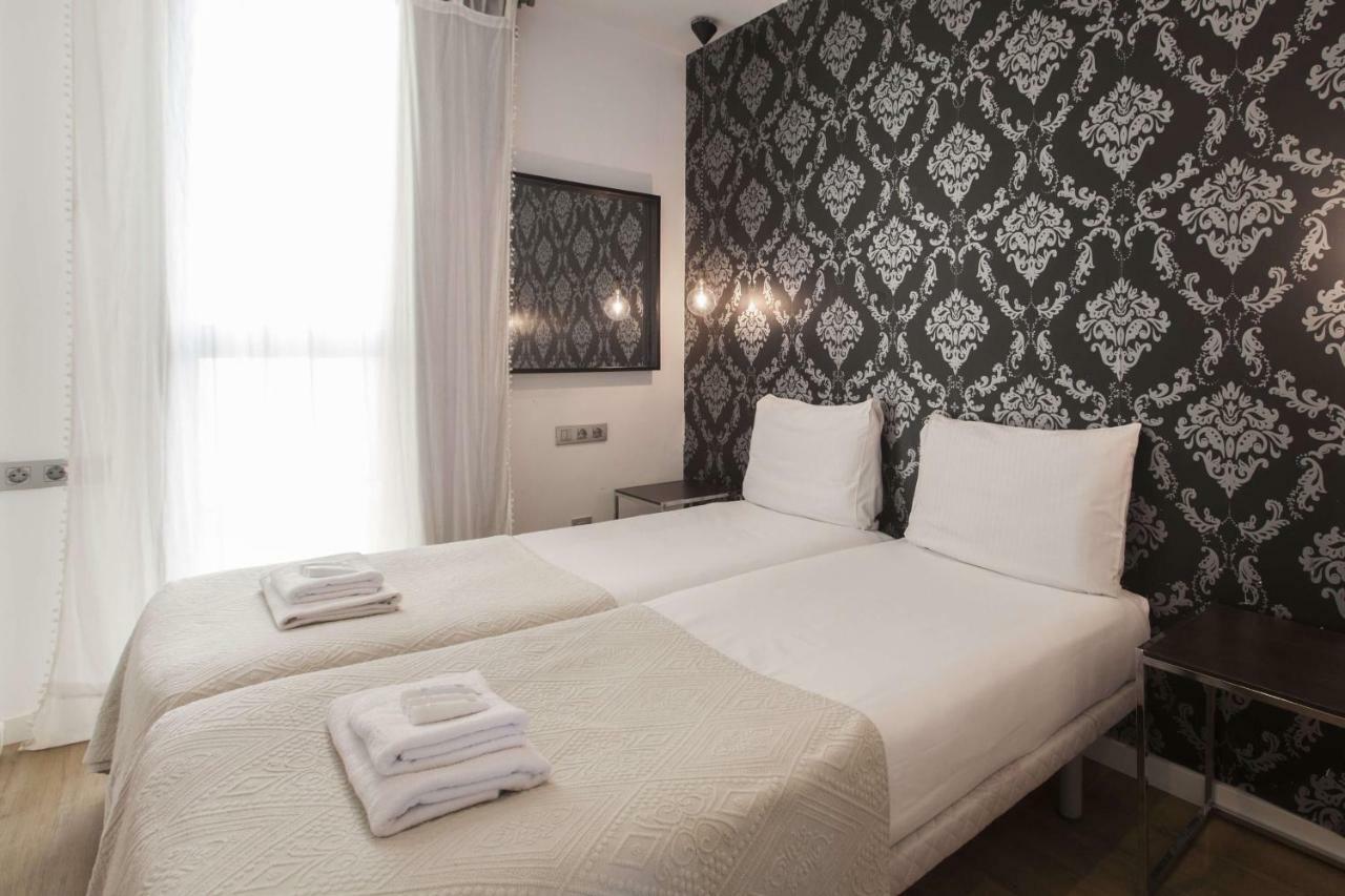 Short Stay Group Liceu Serviced Apartments Barcelona Exterior foto