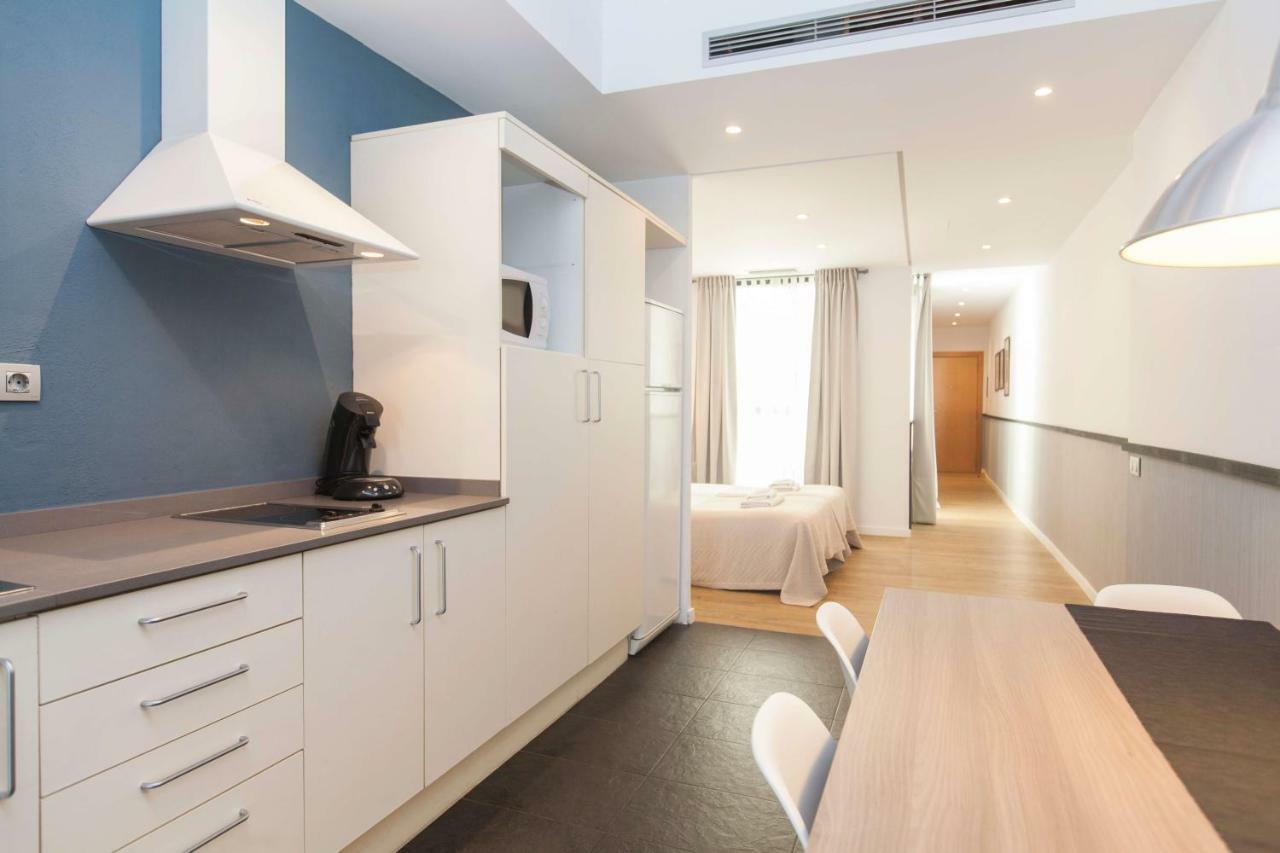 Short Stay Group Liceu Serviced Apartments Barcelona Exterior foto